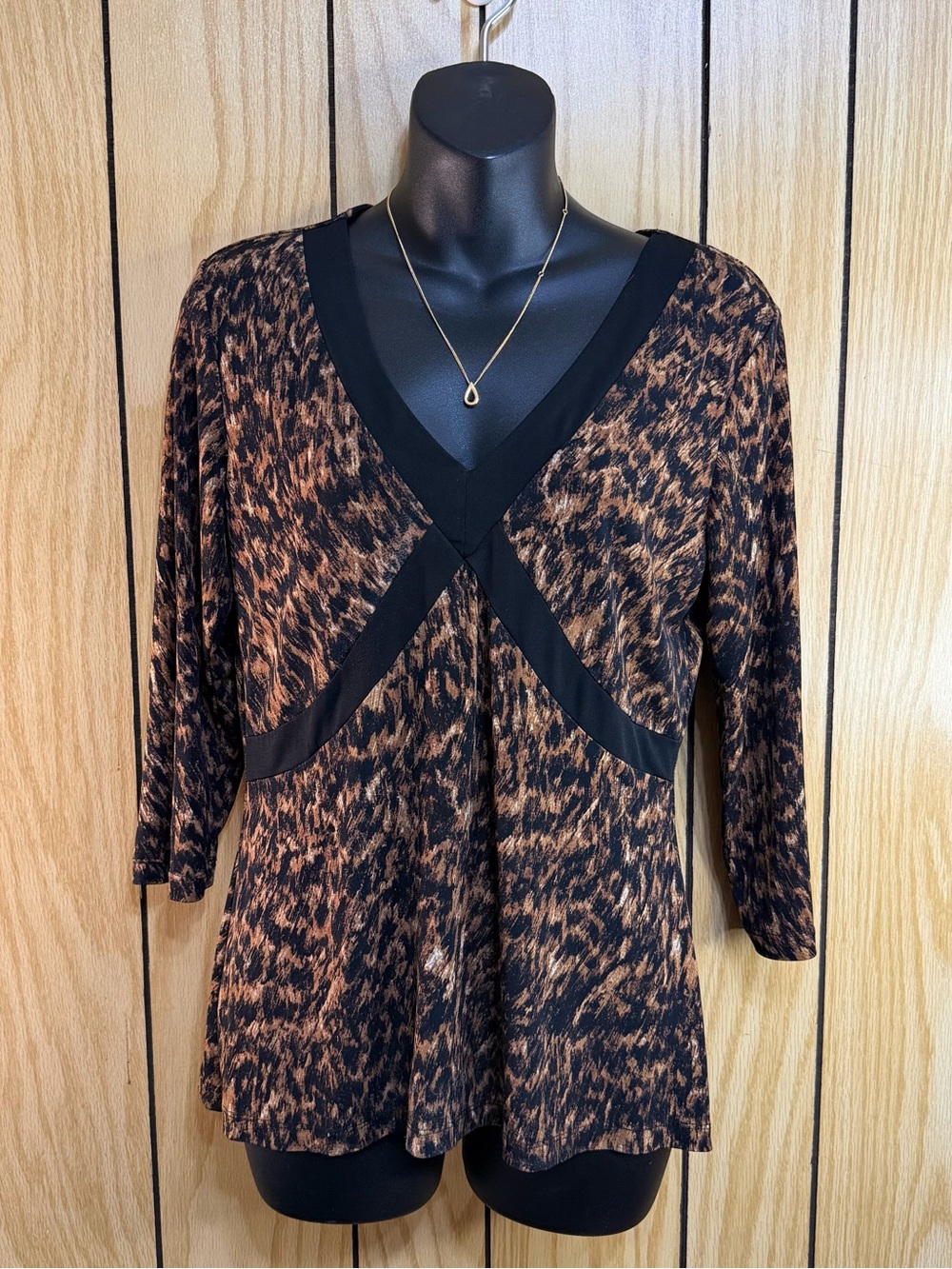 Liz Claiborne Y2K Animal Print Top 🖤🤎